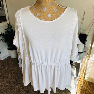 White shirt sleeve blouse with sleeve detail